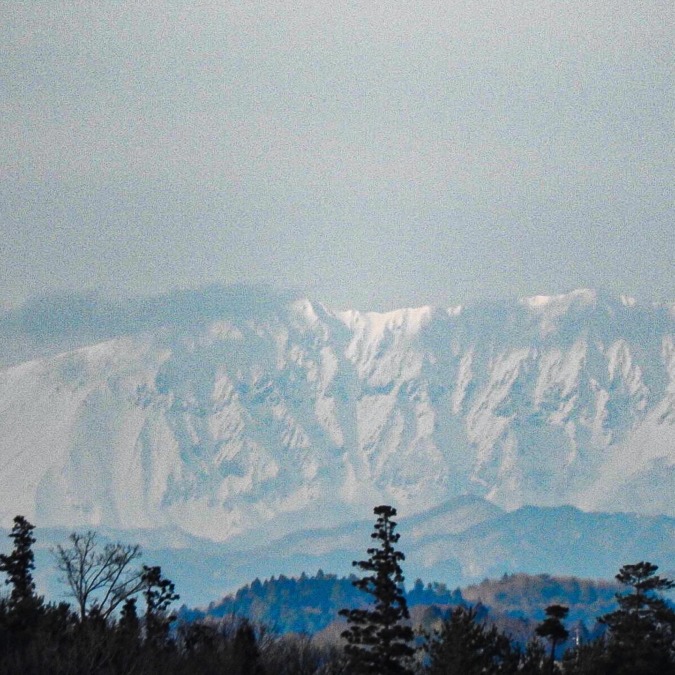 キャンプ場から冬の大山