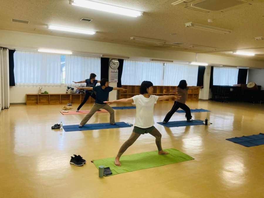 西江原公民館 土曜日朝ヨガ教室